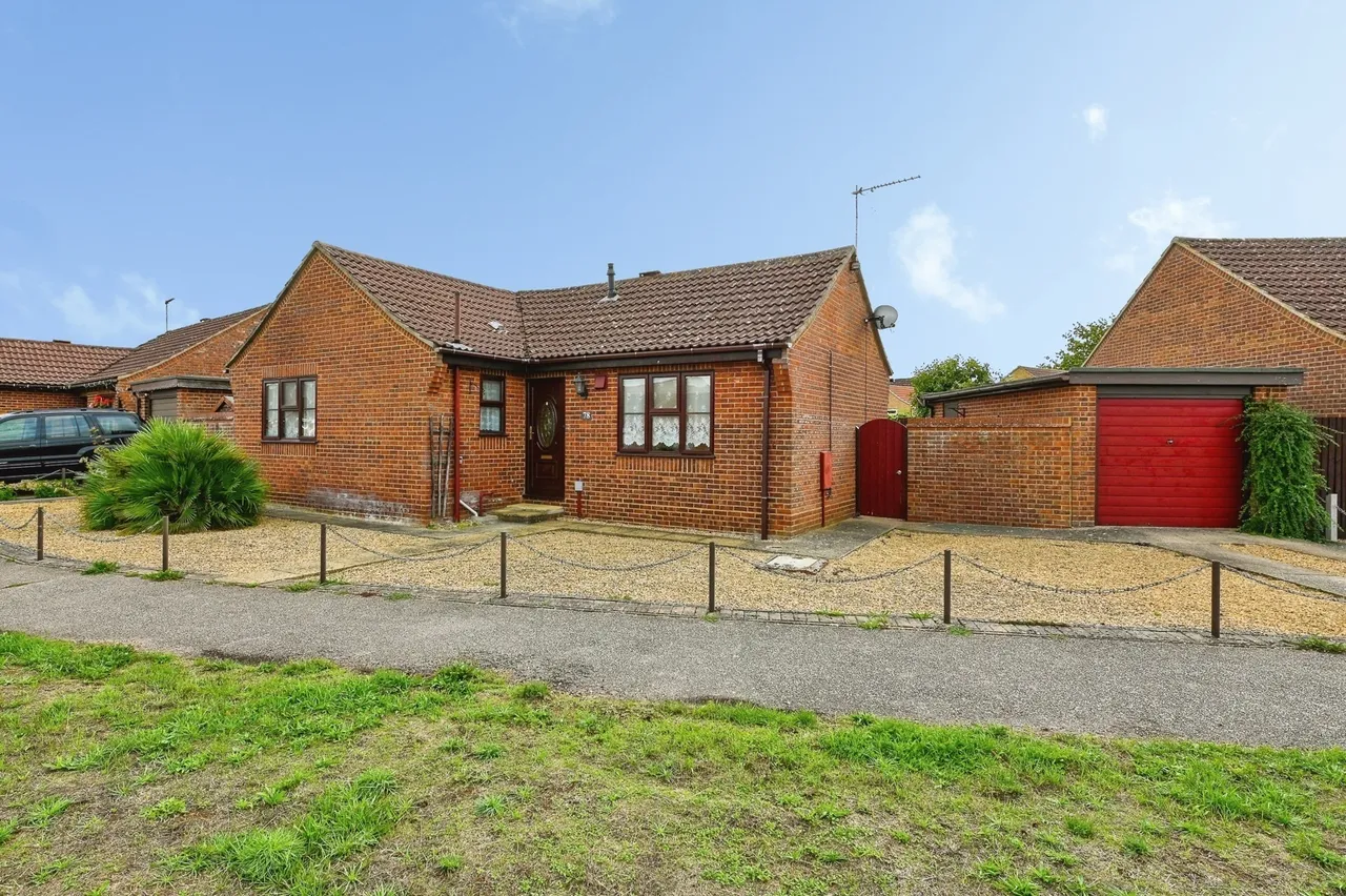 2 bed house for sale — Richmond Road, Downham Market, Norfolk, PE38