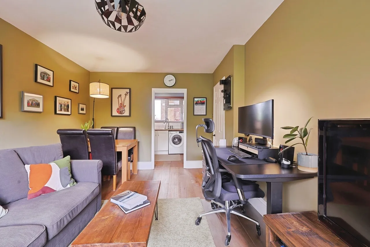 Shuttleworth Road, Battersea, SW11, photo 3
