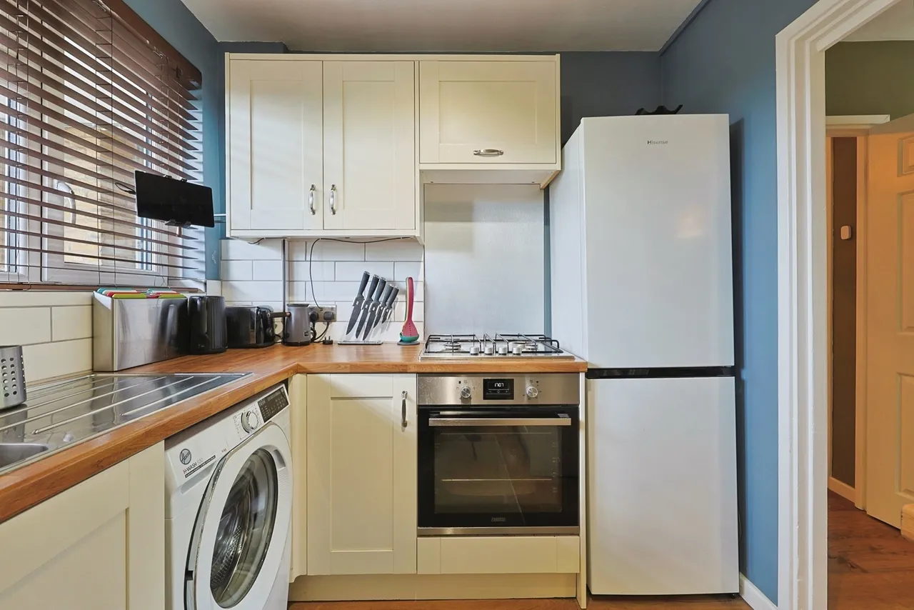 Shuttleworth Road, Battersea, SW11, photo 2