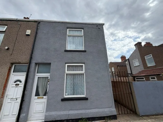 2 bed house to rent, Stortford Street, Grimsby, DN31