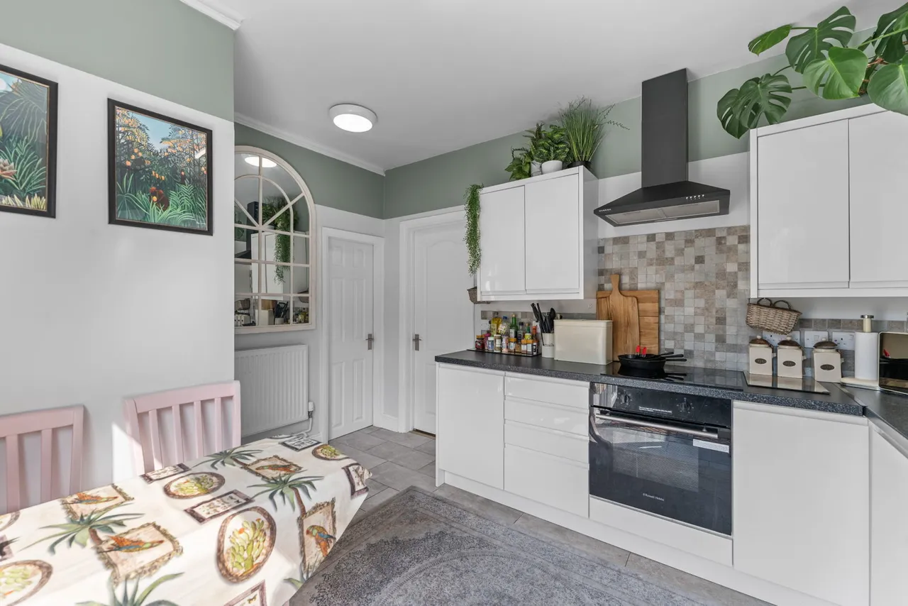 Inglewood Drive, Porthill, photo 9