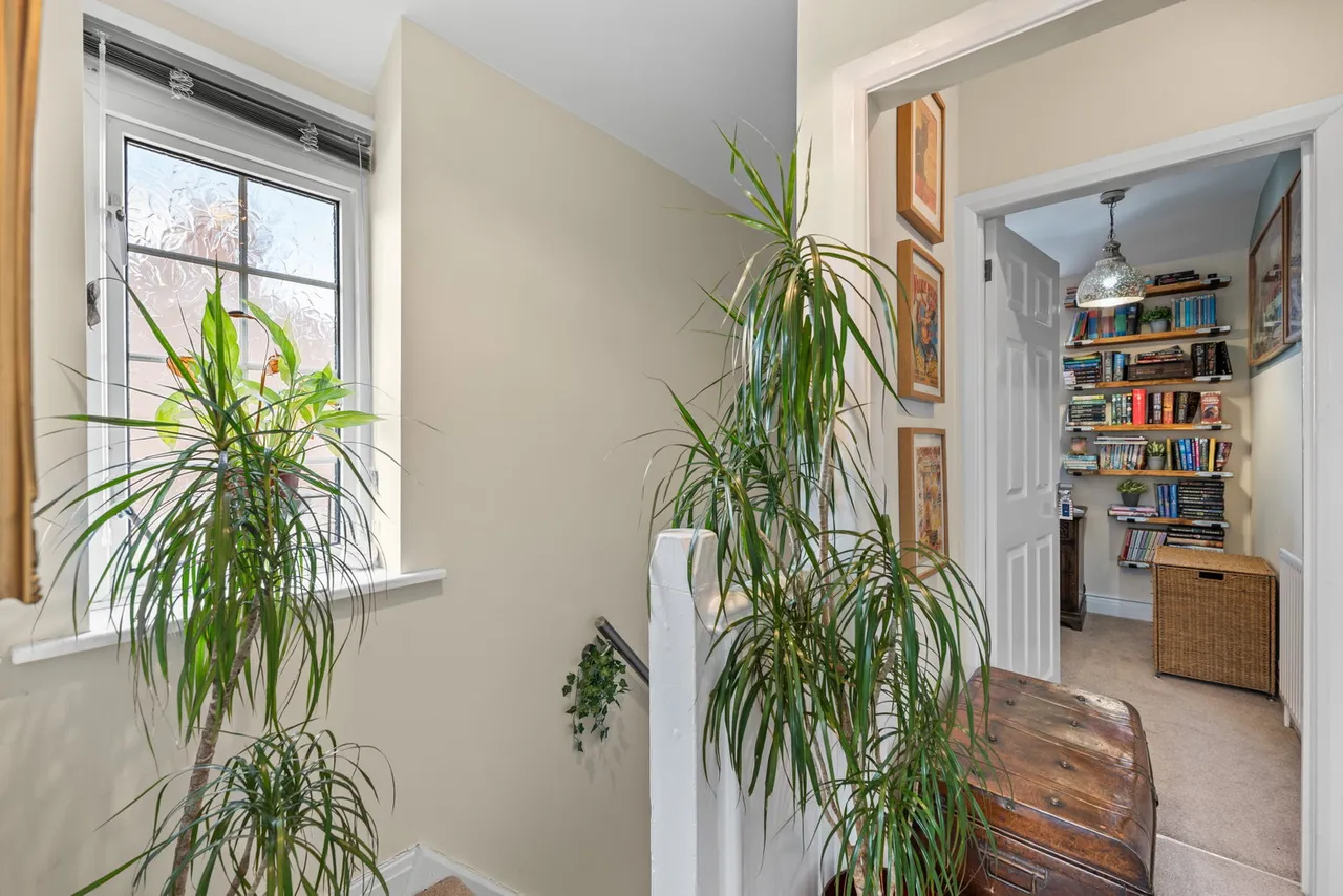 Inglewood Drive, Porthill, photo 13