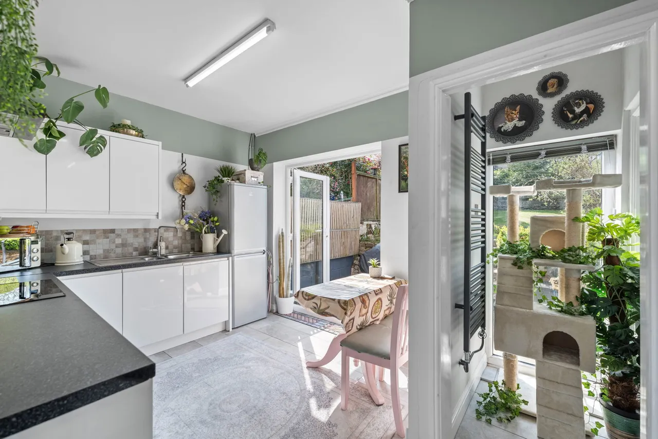 Inglewood Drive, Porthill, photo 6