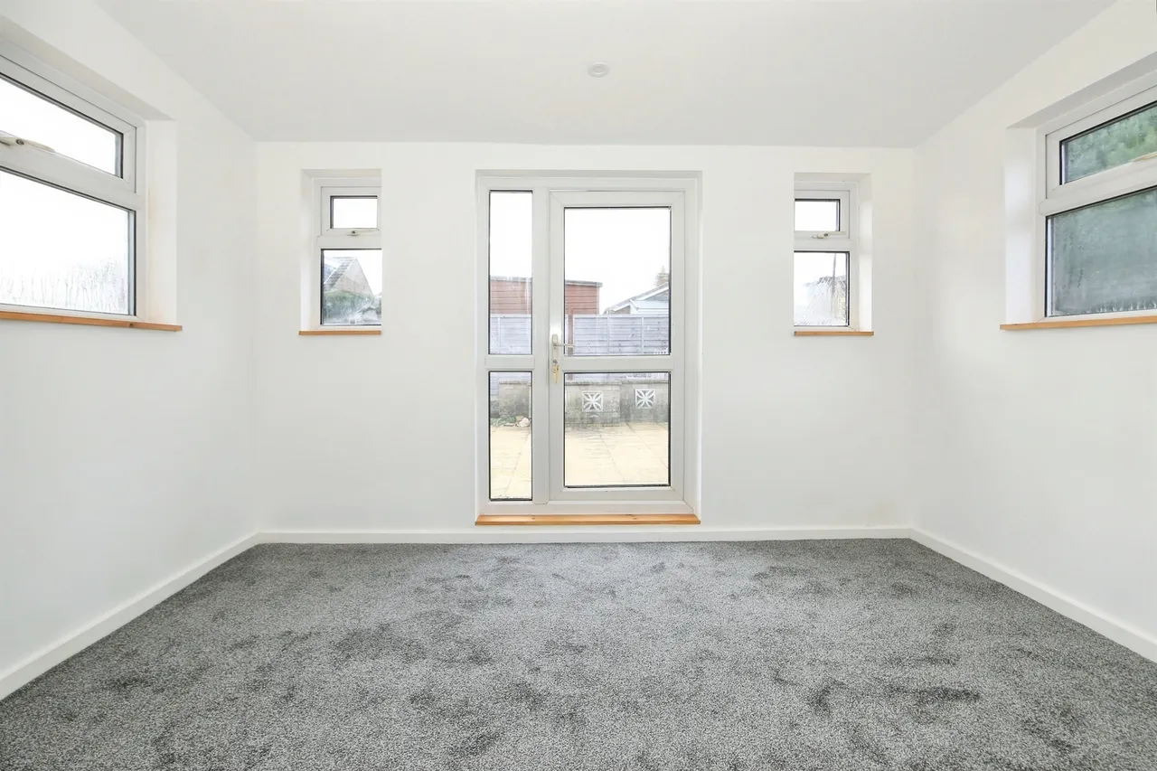 Mallard Close, Peterborough, PE7, photo 5