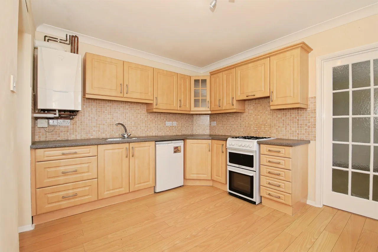 Mallard Close, Peterborough, PE7, photo 8