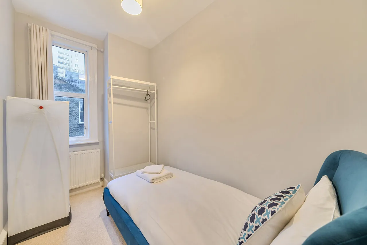 Glengall Road, Queens Park, London, NW6, photo 4
