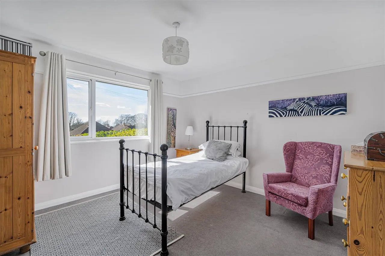 Hillside Avenue, Seaford, photo 10