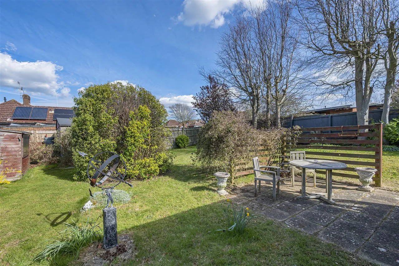 Hillside Avenue, Seaford, photo 18