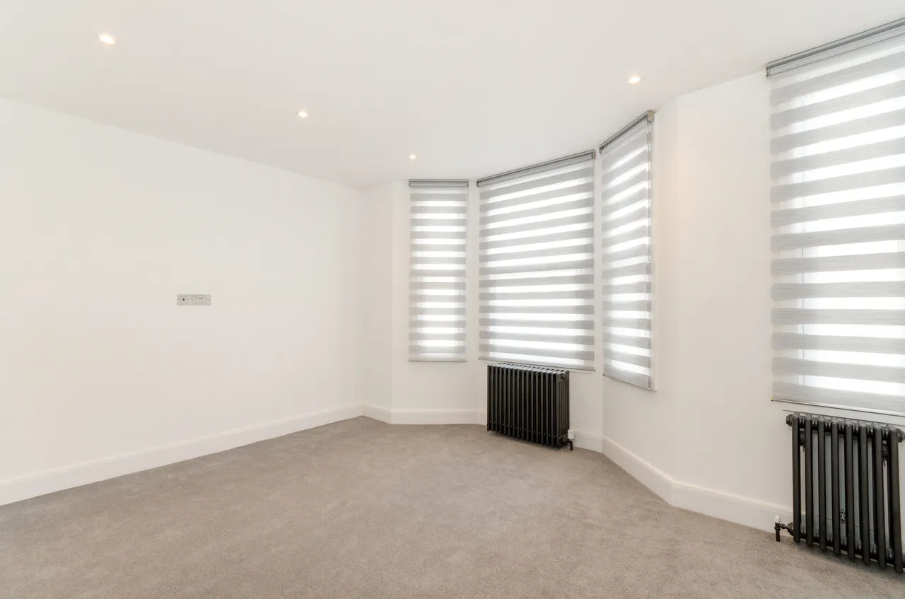 19 Warwick Grove, Surbiton, photo 4