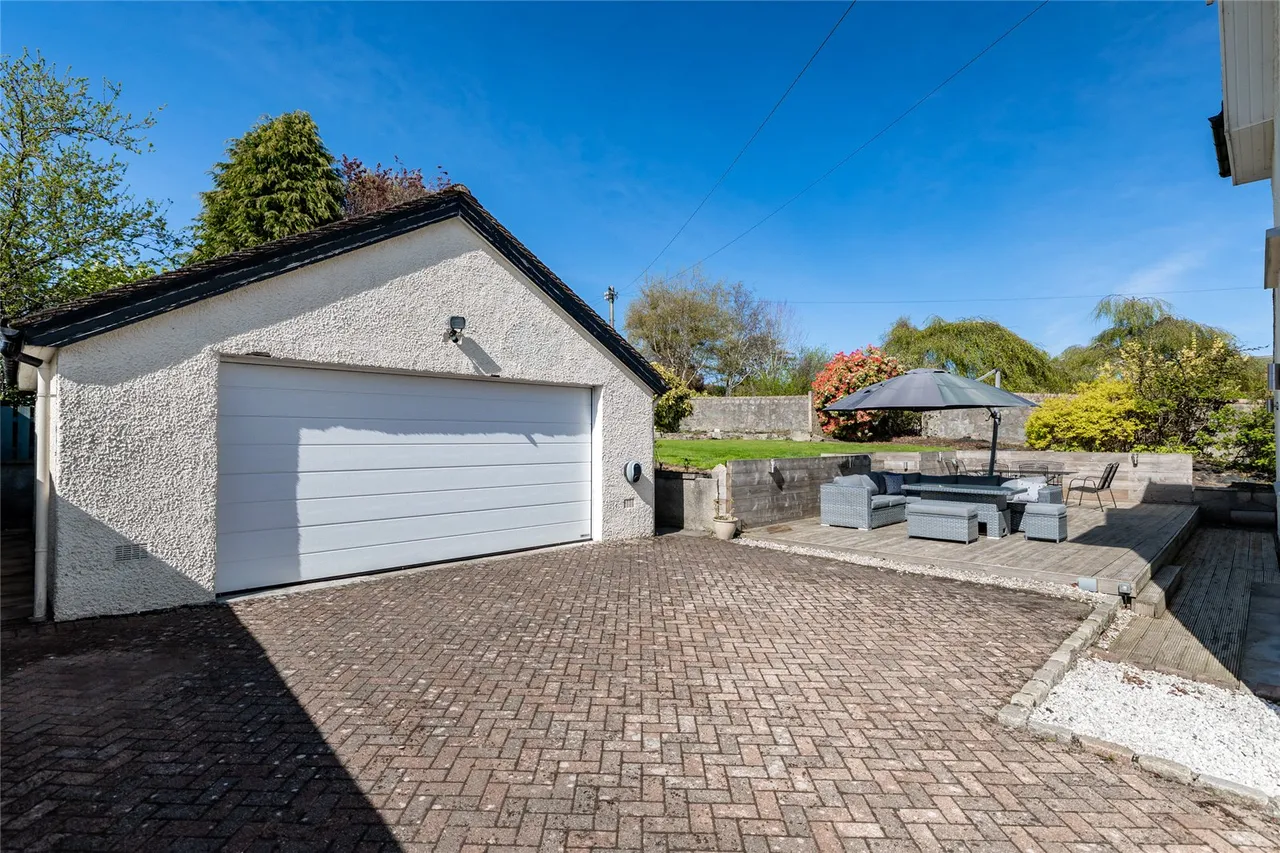 Hillview Road, Cults, AB15, photo 31