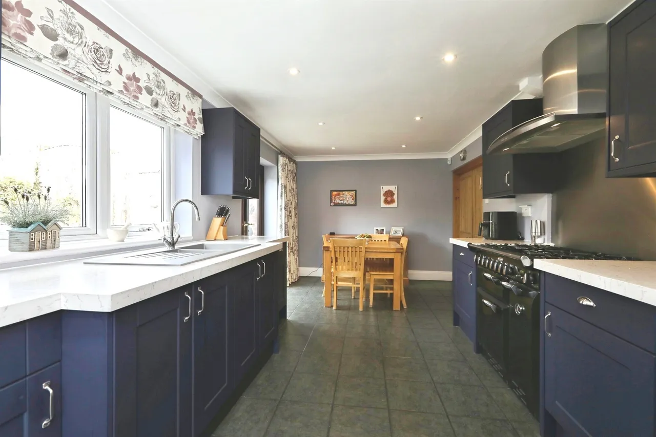 Oak Tree Road, Bawtry, Doncaster, photo 2