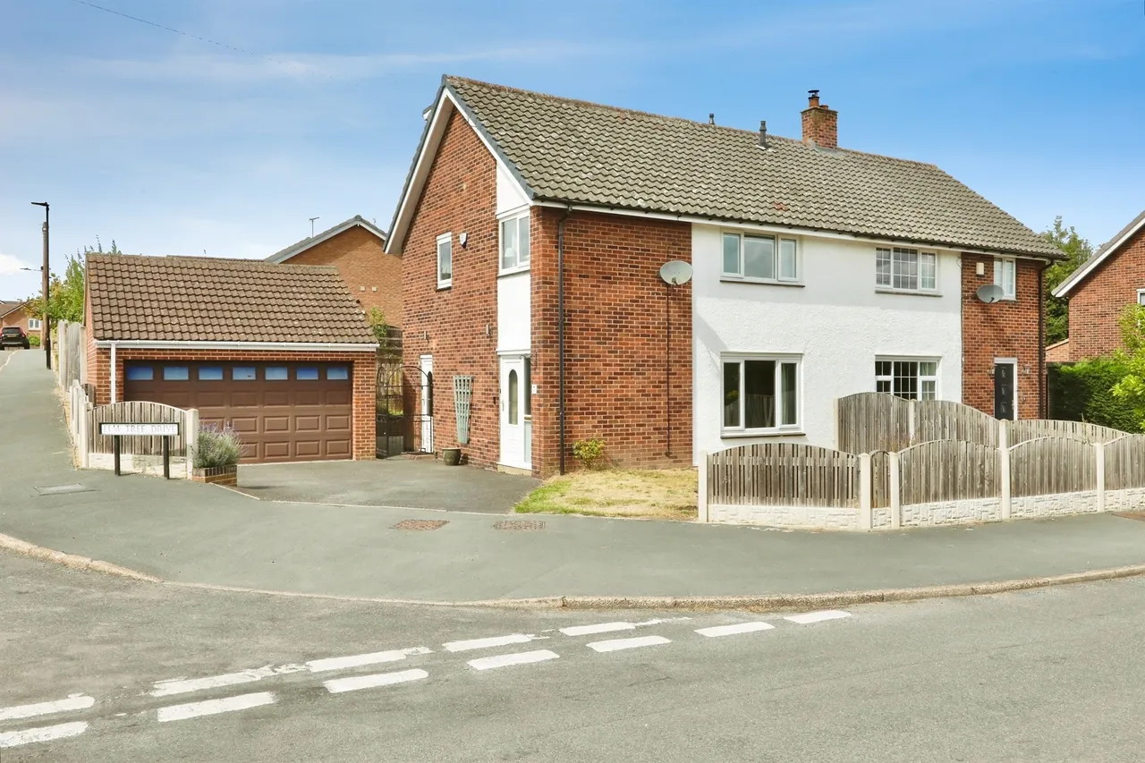 3 bed house for sale — Oak Tree Road, Bawtry, Doncaster