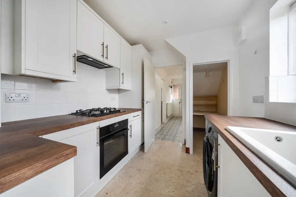 Hitchin Road, Arlesey, SG15, photo 3