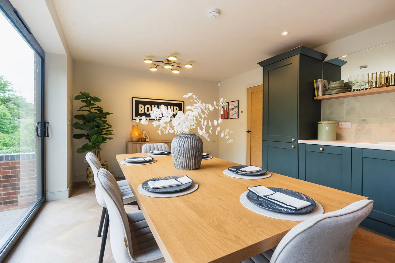 Meersbrook Road, Sheffield, S8, photo 2