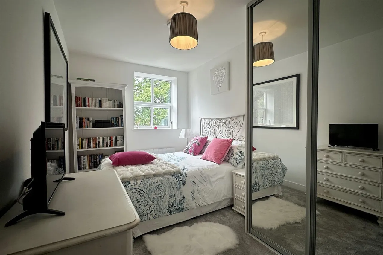 Eden Place, Cheadle, photo 7