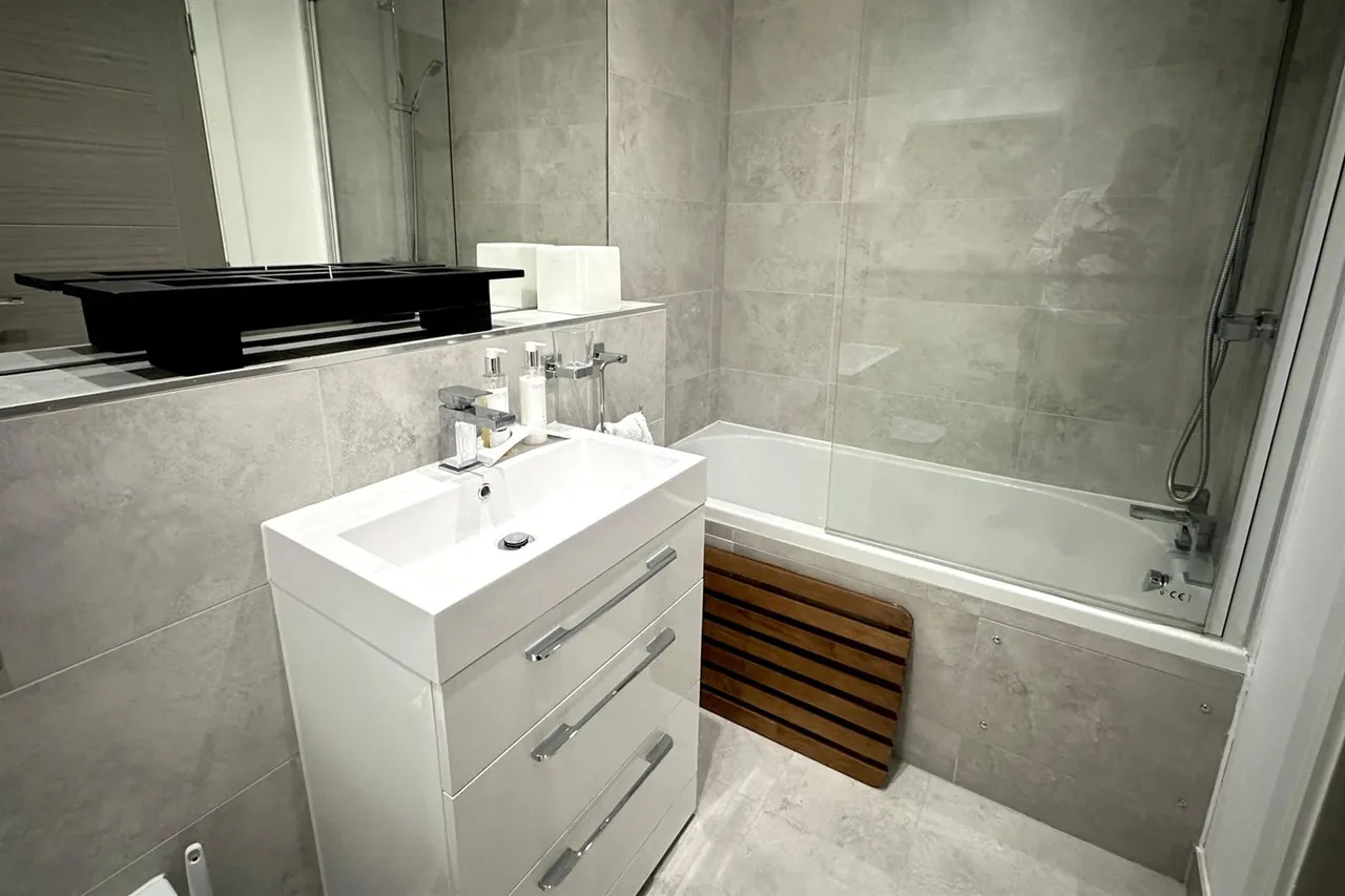 Eden Place, Cheadle, photo 9