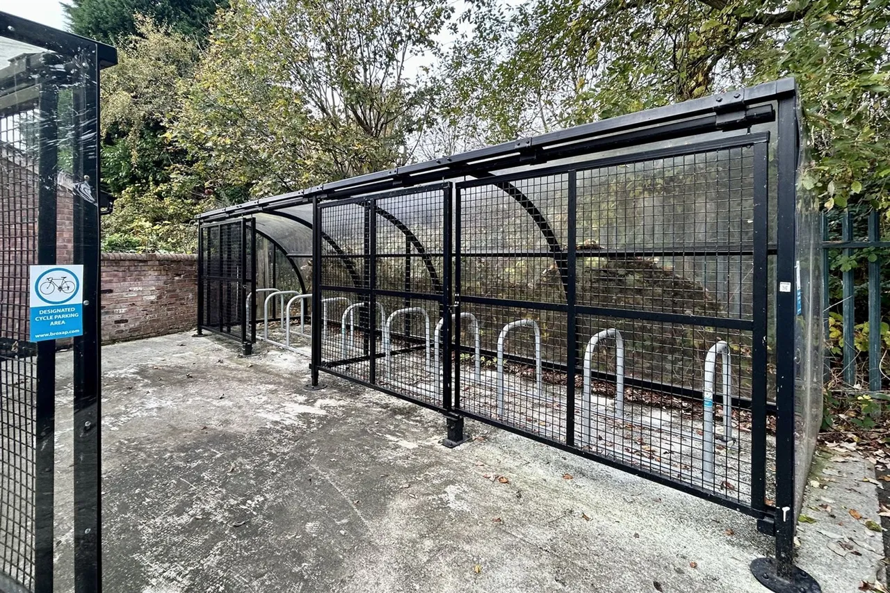 Eden Place, Cheadle, photo 16