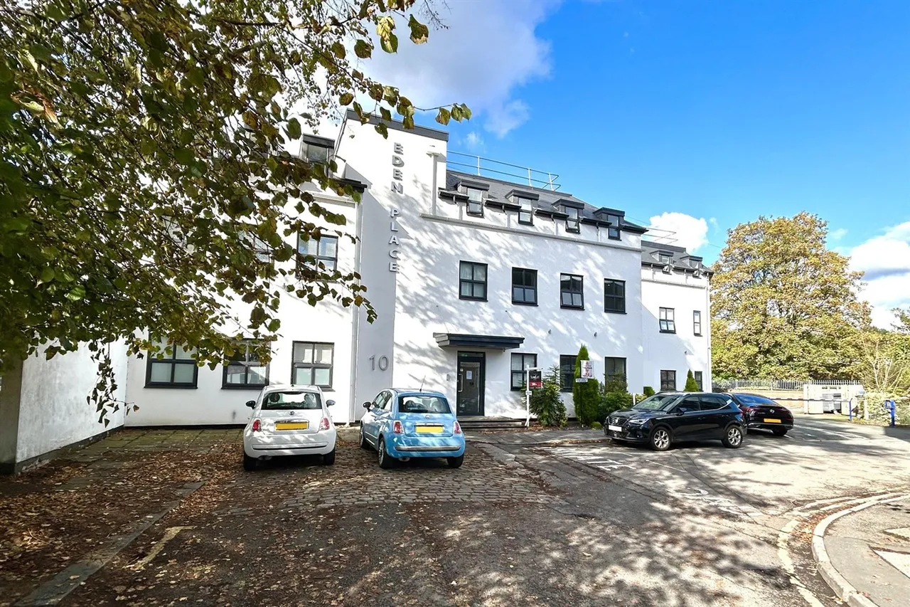 2 bed flat for sale, Eden Place, Cheadle