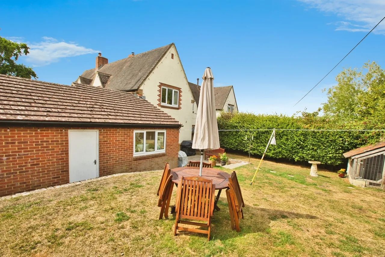Crewkerne, TA18, photo 15