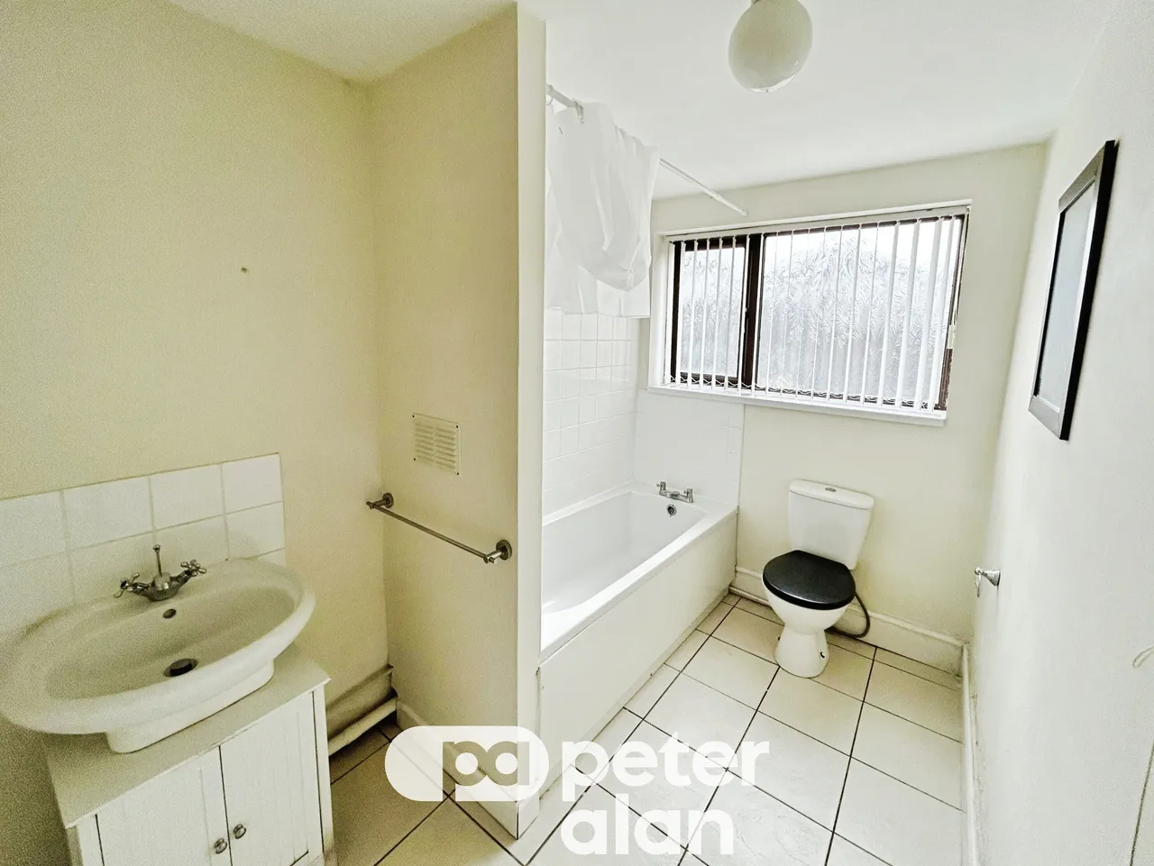 Dewstow Street, Newport, NP19, photo 9