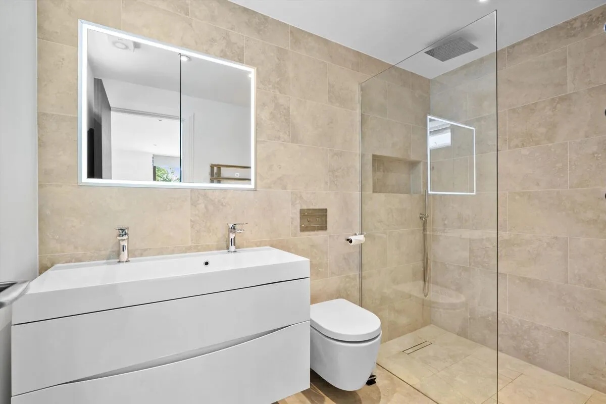 Fortescue Road, Weybridge, KT13, photo 10