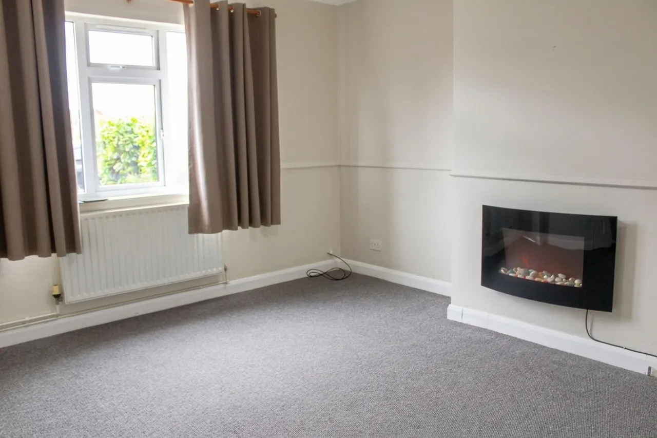 Mill Lane, Broughton, DN20, photo 2