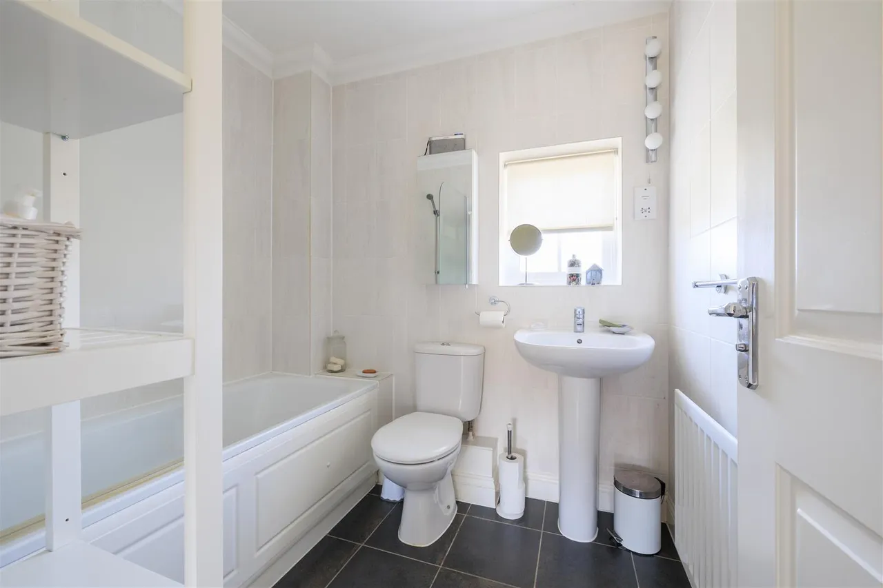 Shearwater Way, Reydon, IP18, photo 10