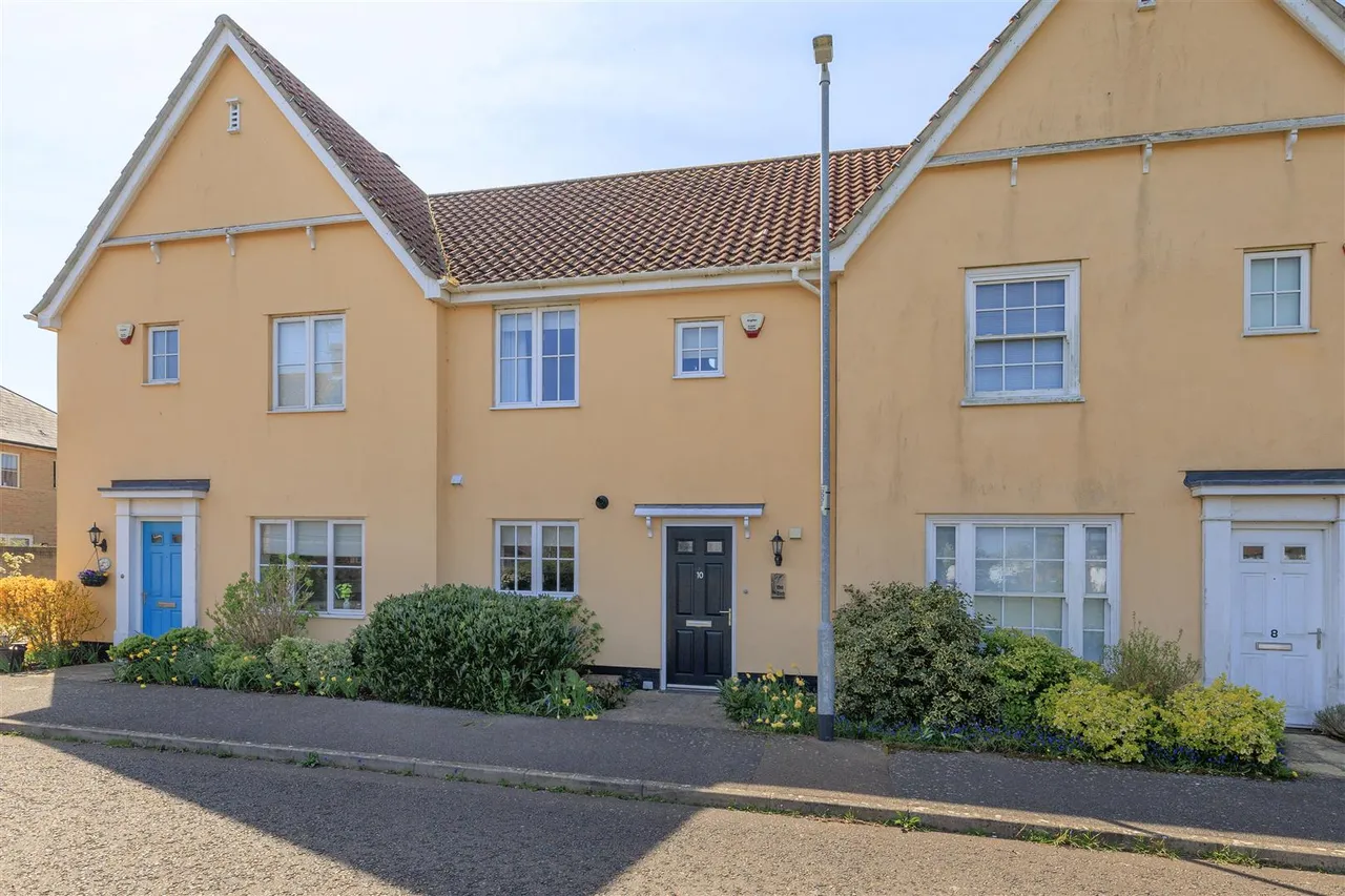 3 bed house for sale, Shearwater Way, Reydon, IP18
