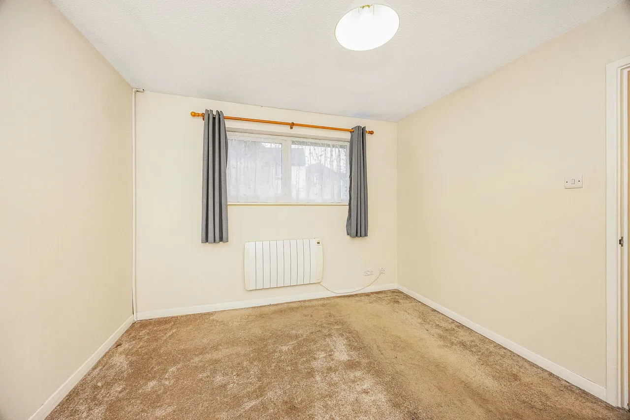 Matthews Close, Romford, RM3, photo 5