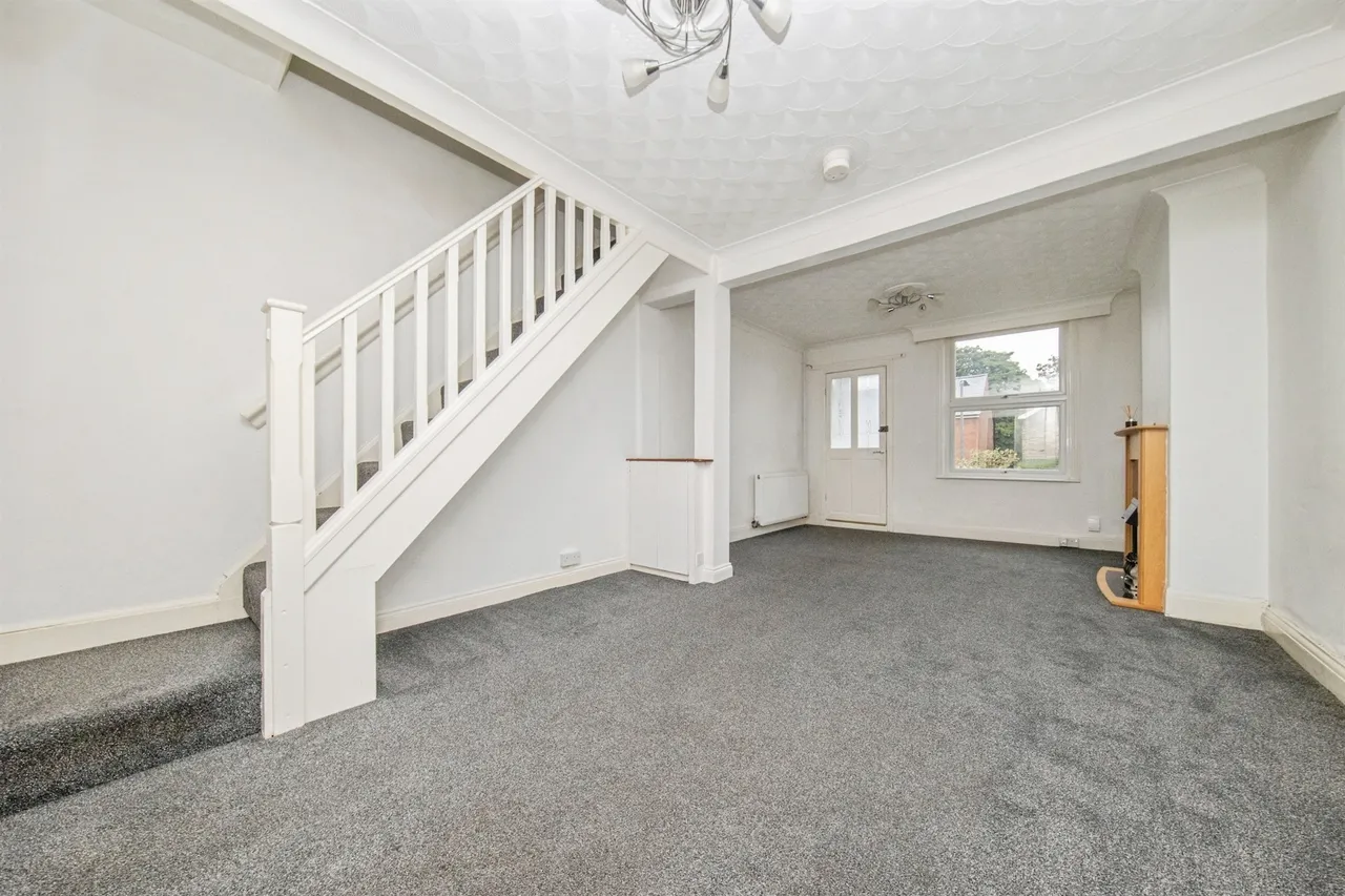 Pownall Crescent, Colchester, photo 5