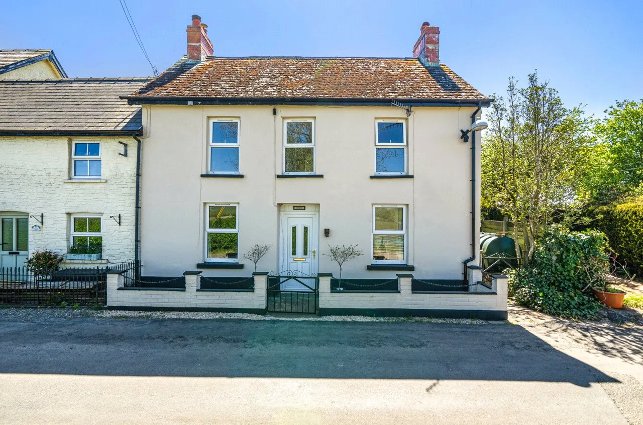 Cefn Gorwydd, Llangammarch Wells, Powys, LD4 4DN, photo 25