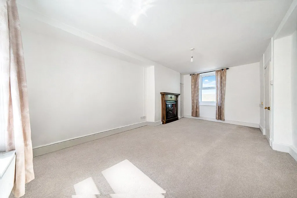 Cefn Gorwydd, Llangammarch Wells, Powys, LD4 4DN, photo 6