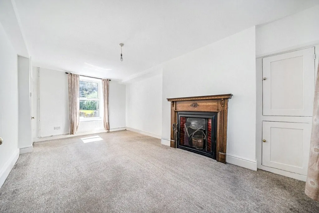Cefn Gorwydd, Llangammarch Wells, Powys, LD4 4DN, photo 5