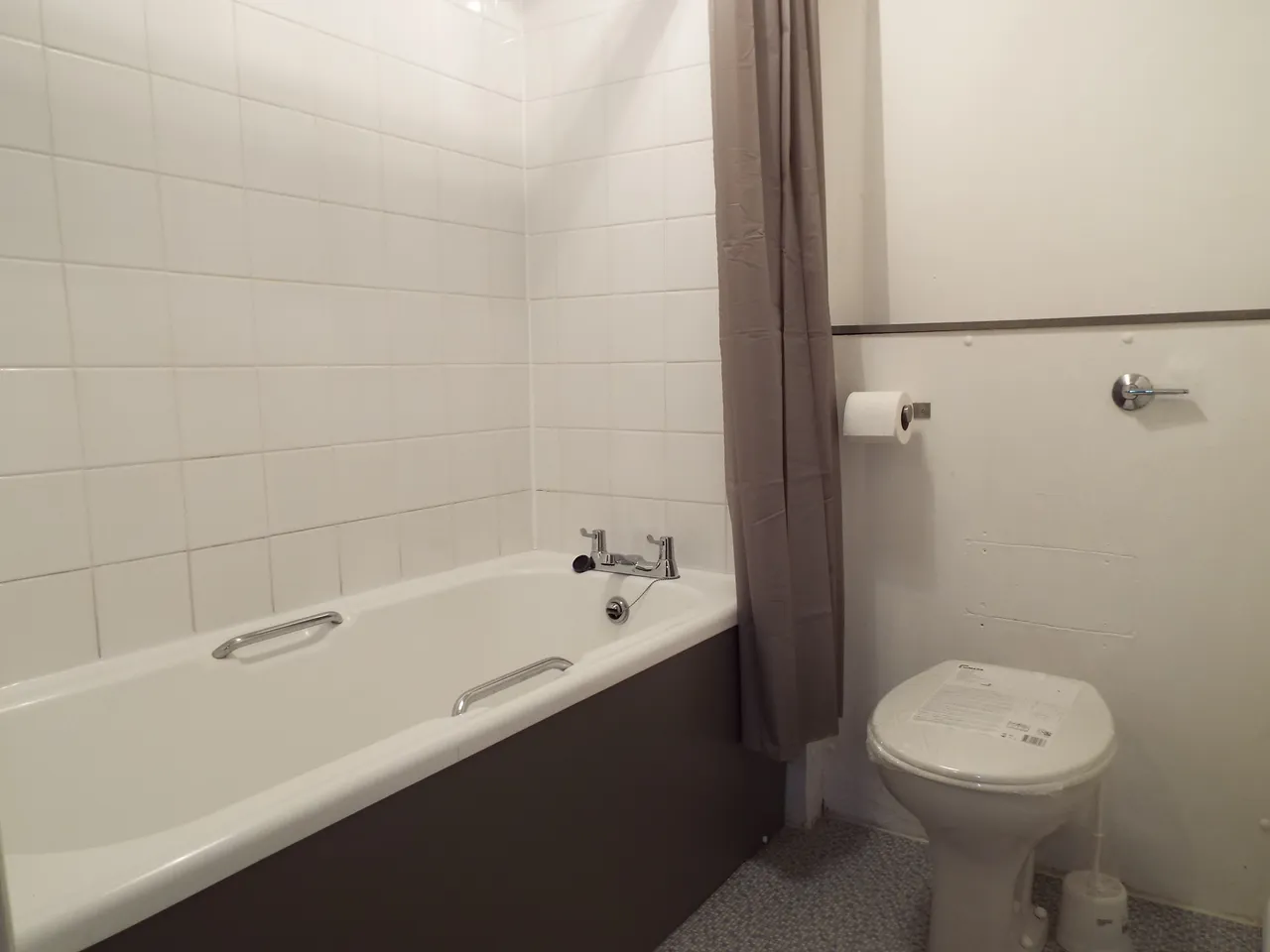 Castle Gardens, NG7 1HH, photo 3