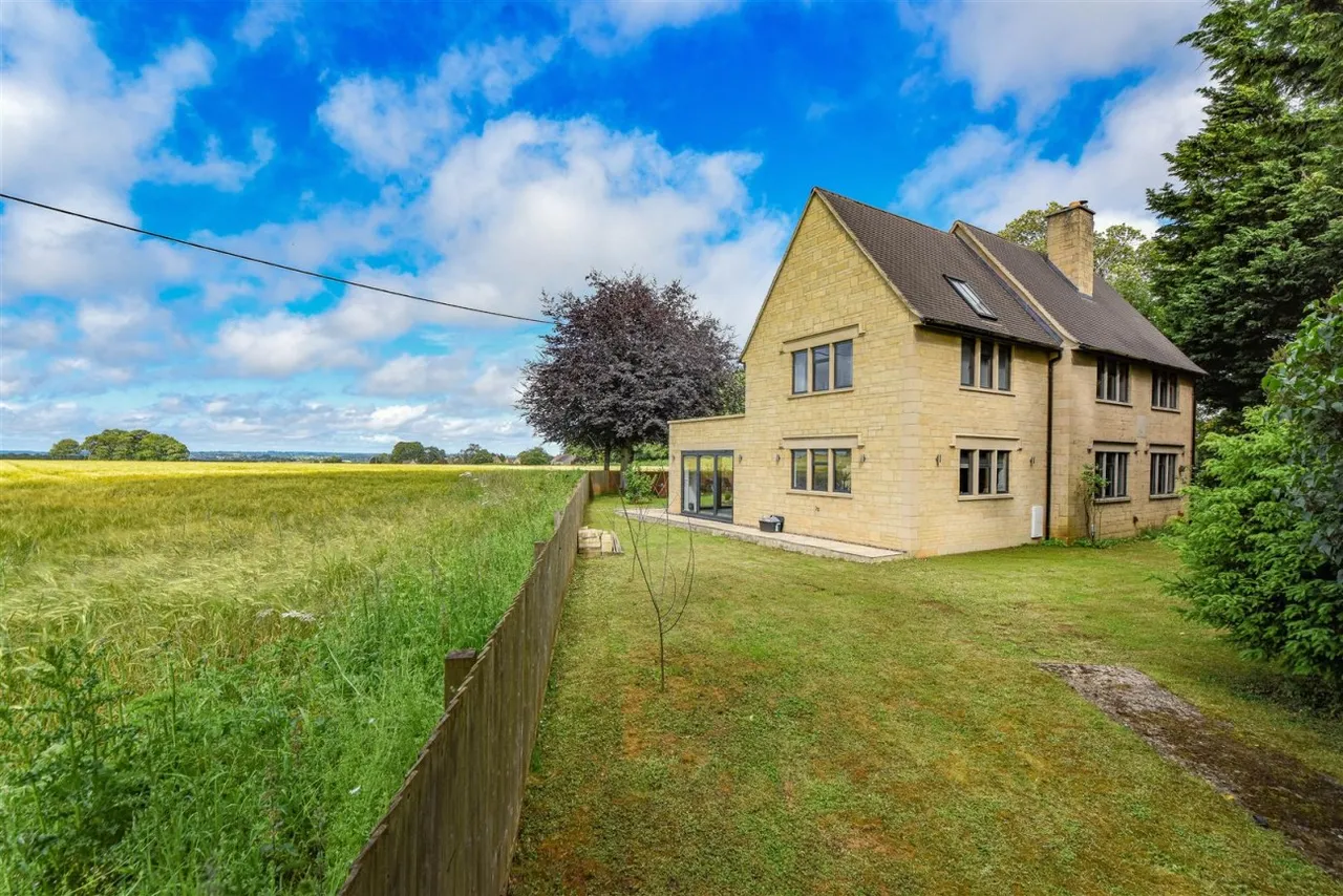 Kingscote, Tetbury, GL8, photo 33