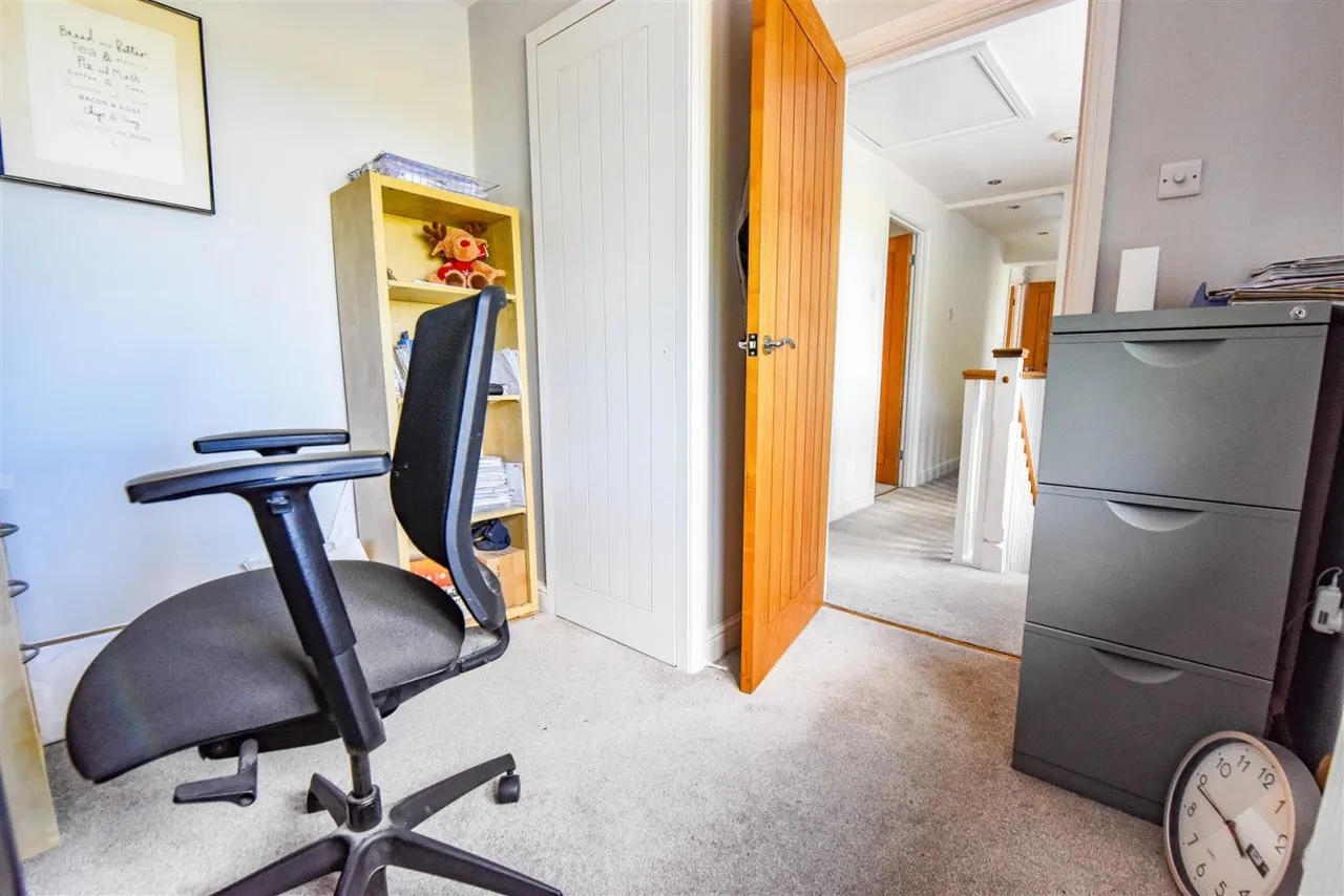Kingscote, Tetbury, GL8, photo 22