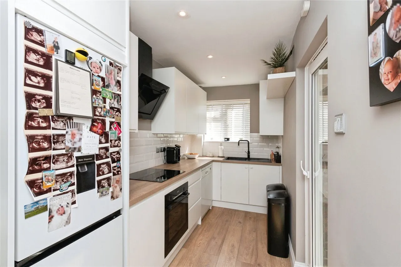 South Ham Road, Basingstoke, RG22, photo 6