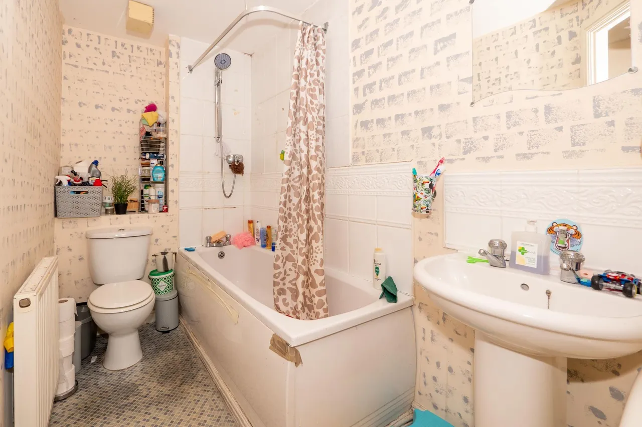 Deanery Court, Cheetham Hill, M8, photo 11