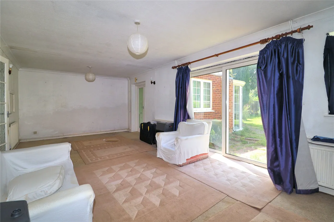 Turnoak Avenue, Woking, GU22, photo 4