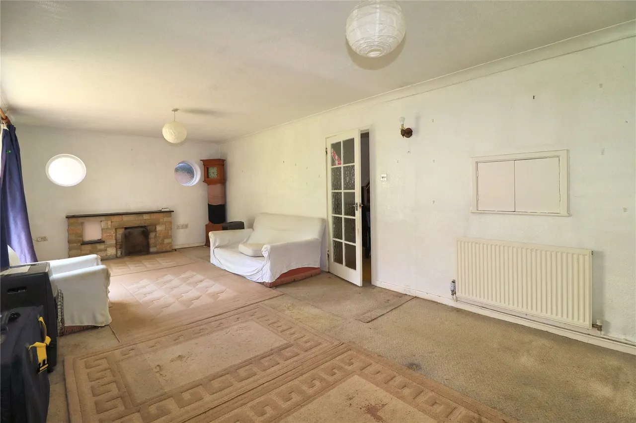 Turnoak Avenue, Woking, GU22, photo 16