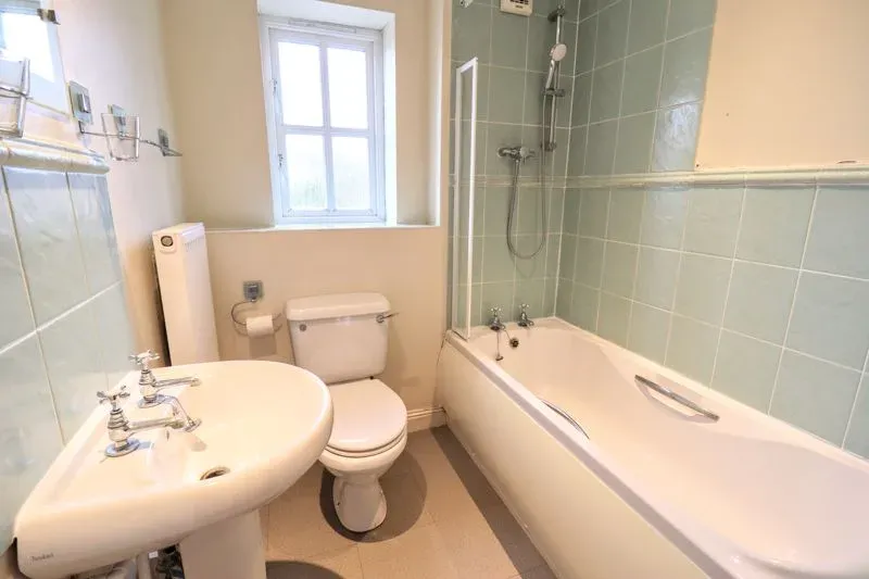 Knaresborough Court, Bletchley, Milton Keynes, Buckinghamshire, MK3 7DS, photo 5
