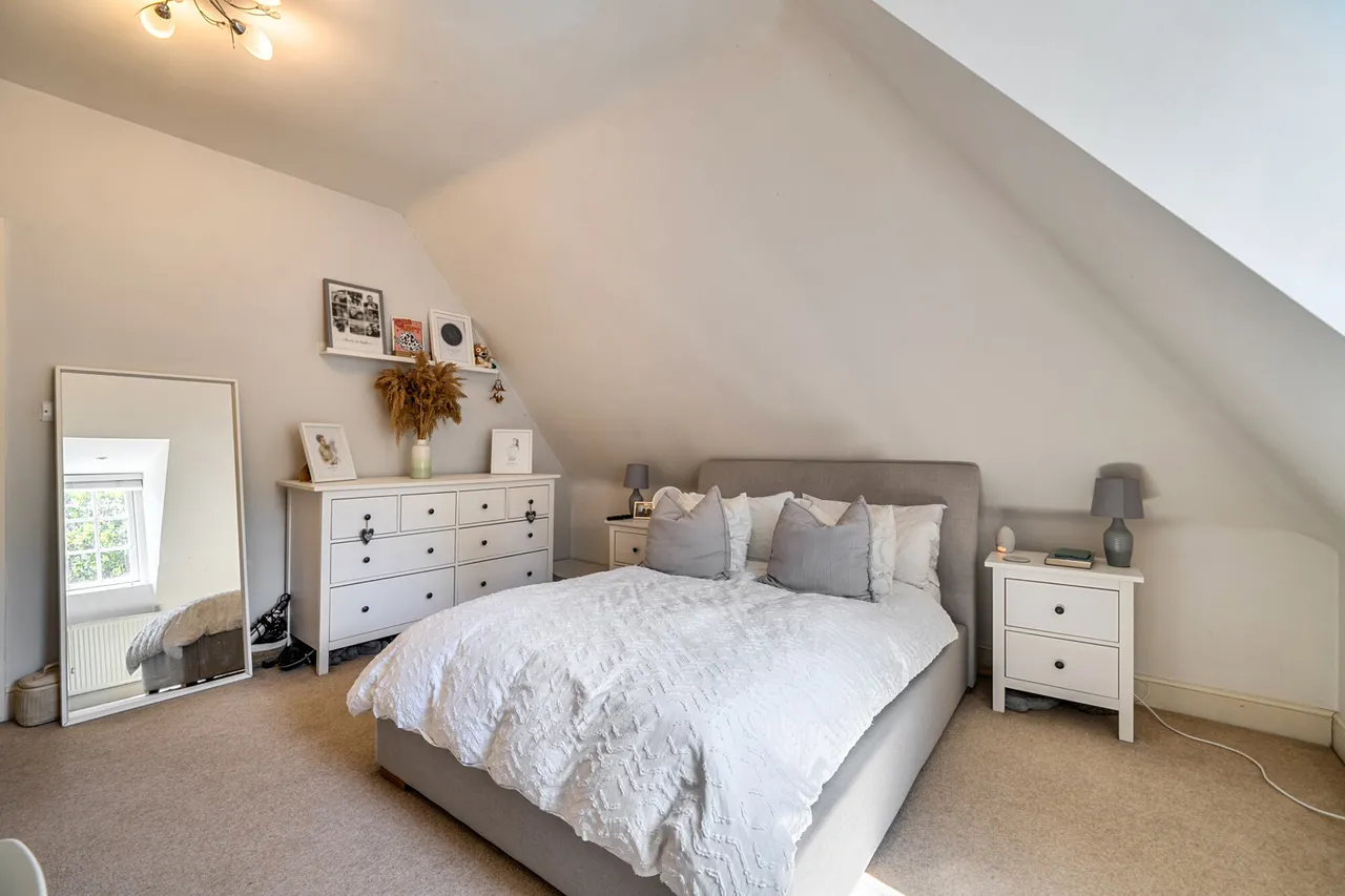 Lidgould Grove, HA4, photo 5