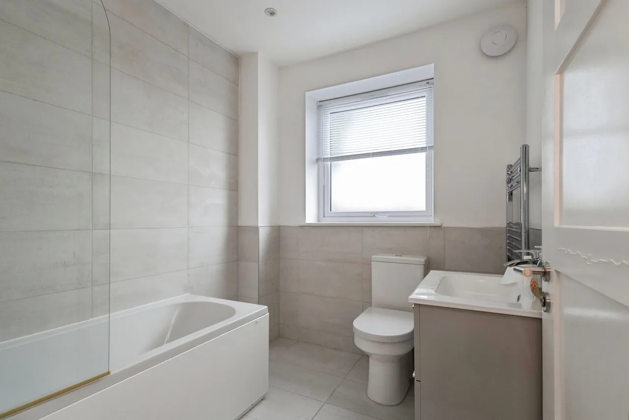 Kgn Sean Dawson Way, Stalybridge, SK15, photo 22