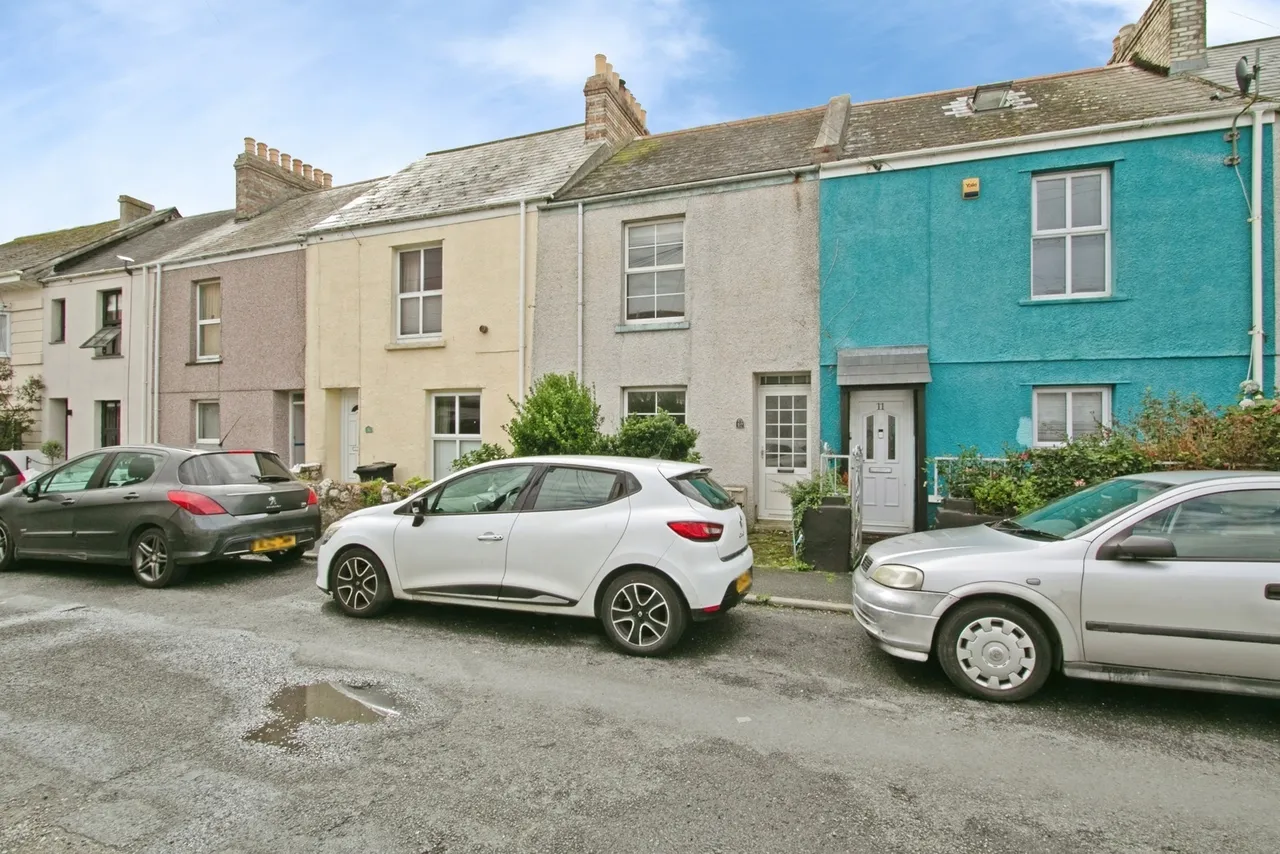 2 bed house for sale, Lanhenvor Avenue, Newquay, TR7