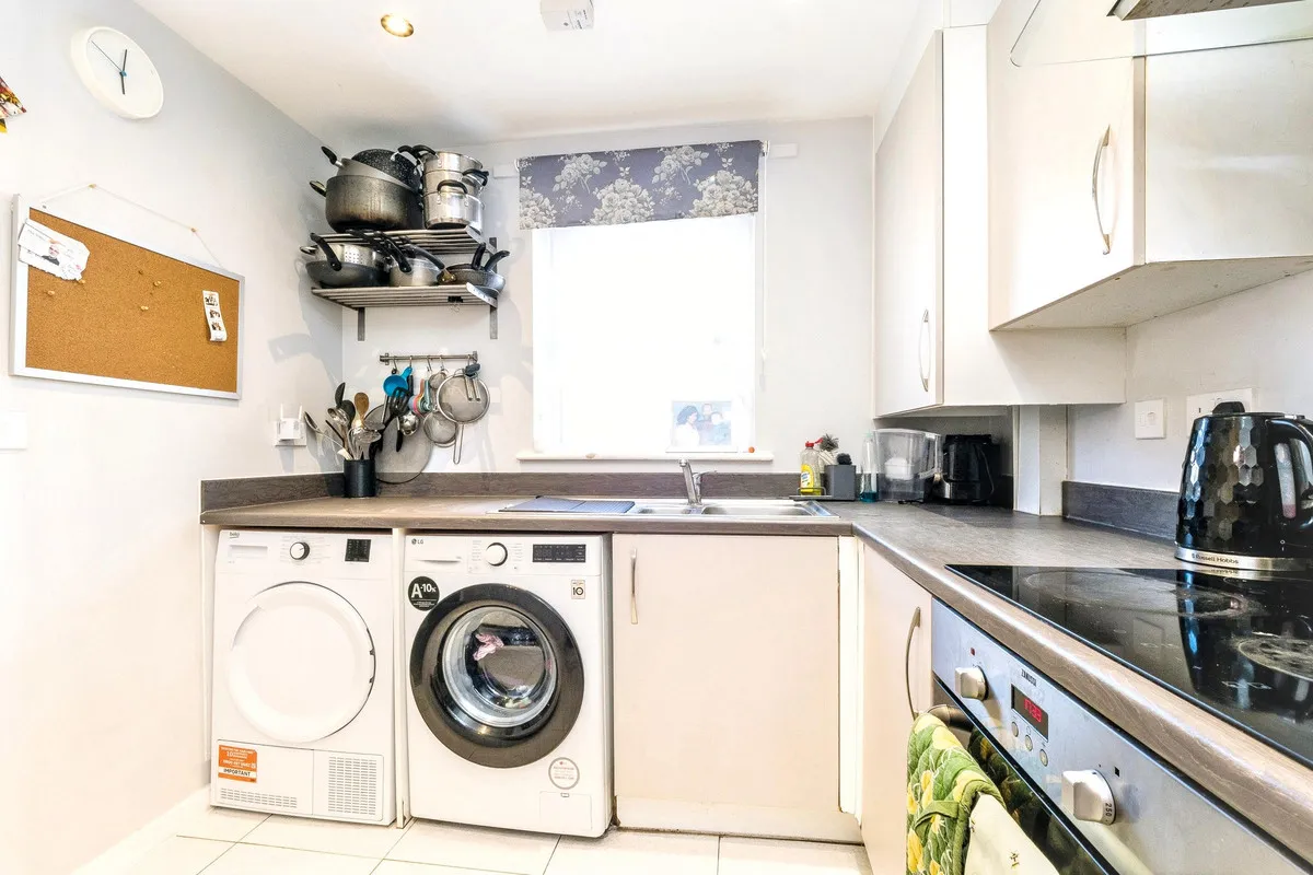Slade Green Road, Erith, DA8, photo 8