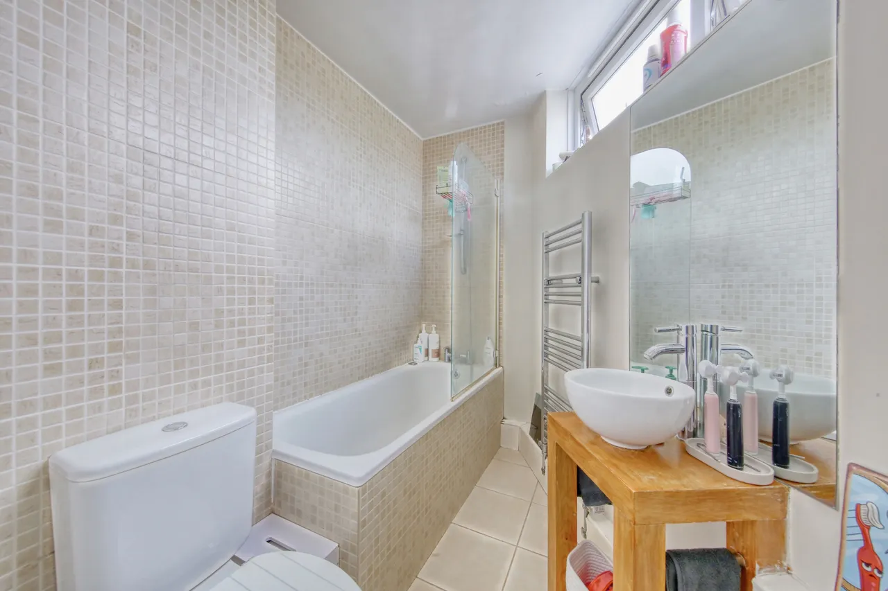 Royal Road, Teddington, TW11 0SJ, photo 5