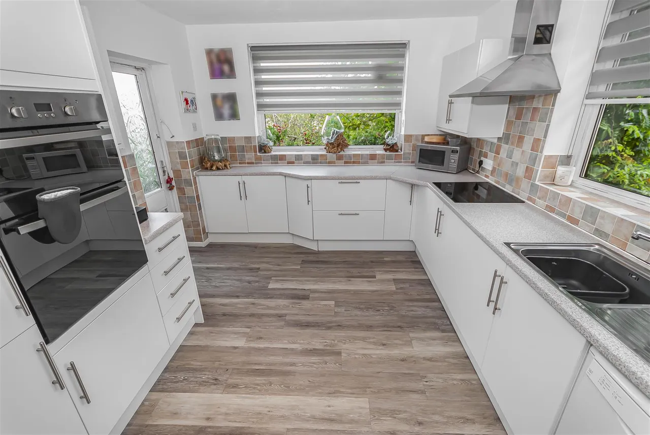 Longridge, Bromley Cross, BL7, photo 6