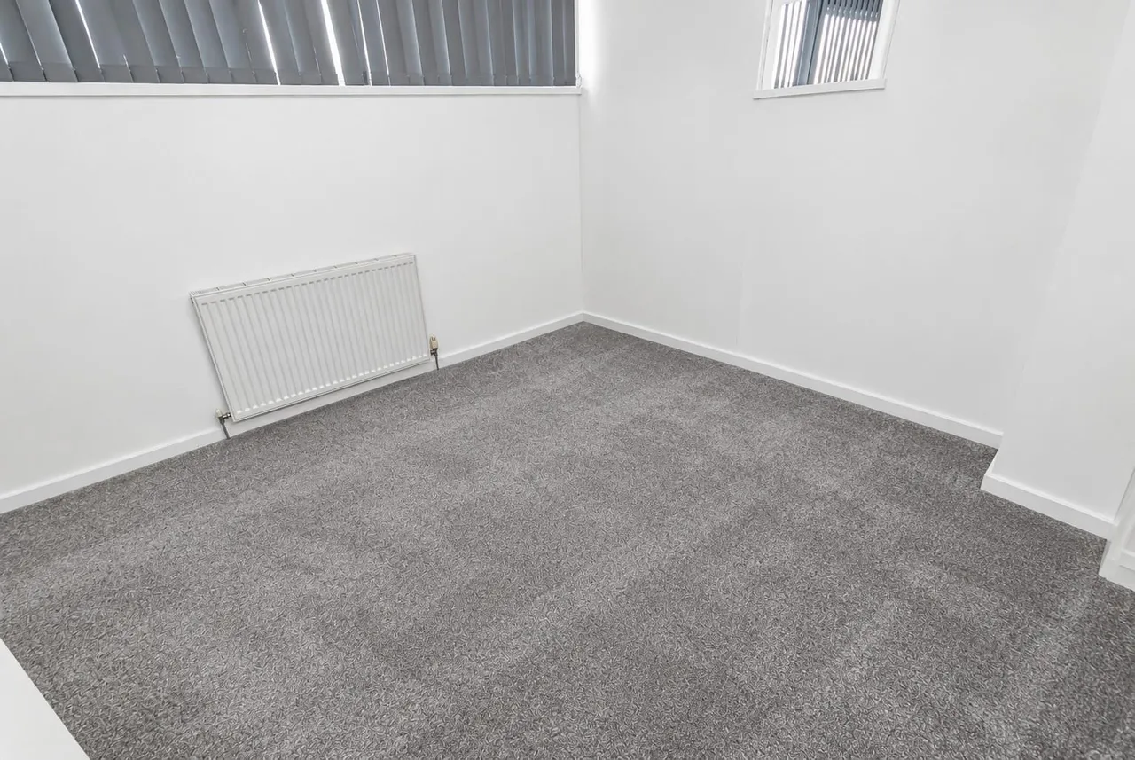 Longridge, Bromley Cross, BL7, photo 12
