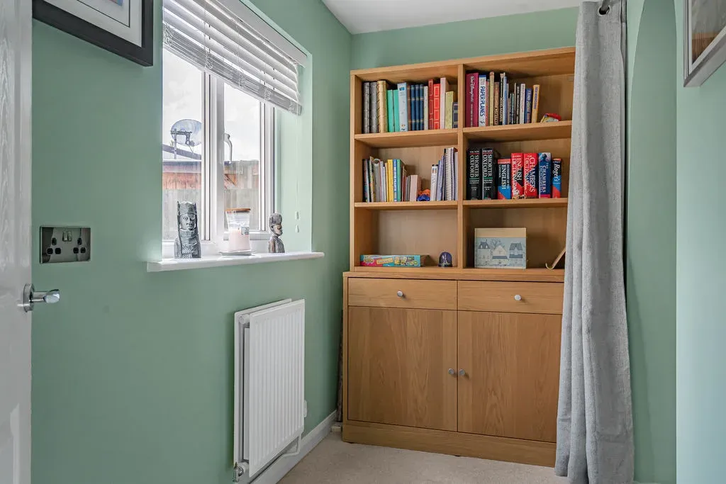 Puxley Road, Deanshanger, Milton Keynes, Northamptonshire, MK19 6JB, photo 17