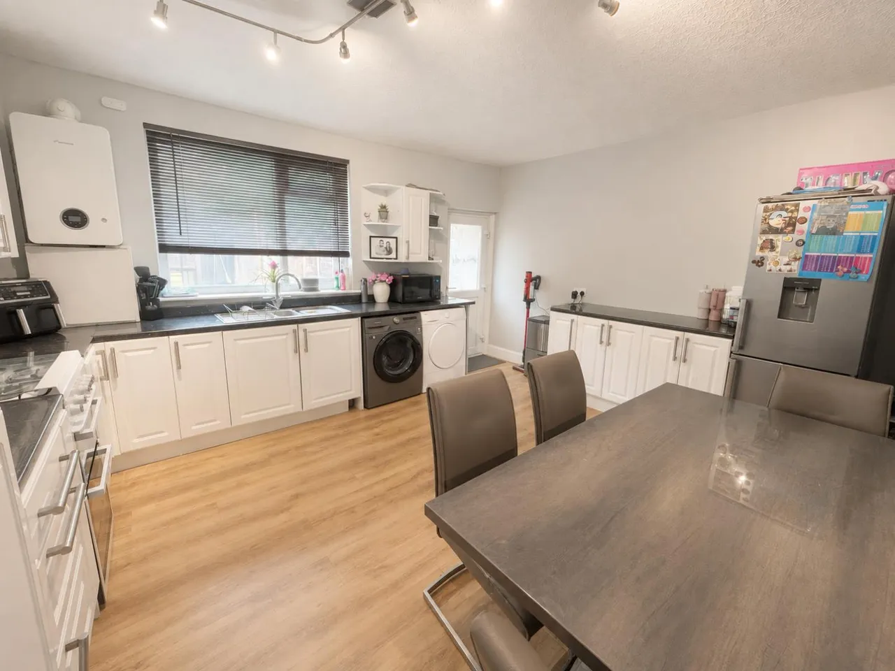 Lowton Street, Radcliffe, Manchester, Lancashire, M26 4DP, photo 4